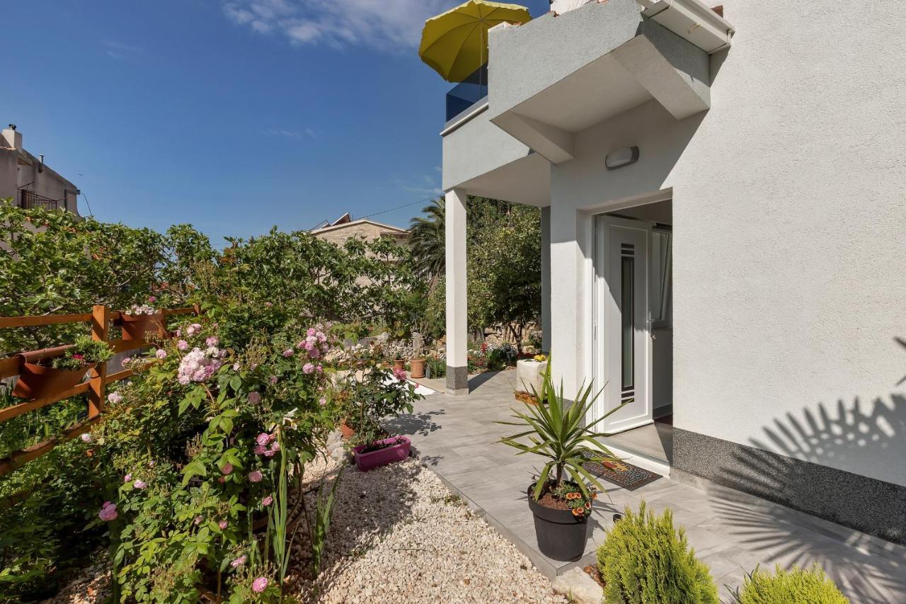 Апартаменты Kuca Za Odmor Lemon Tree Макарска Экстерьер фото