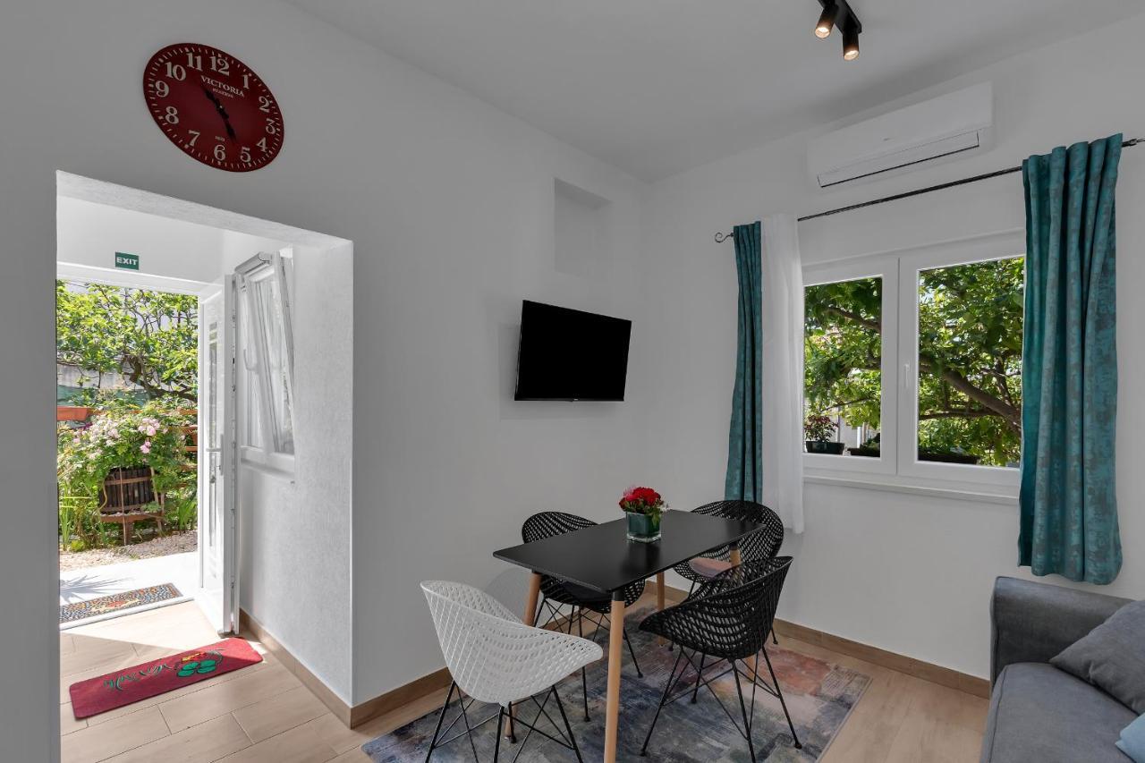 Апартаменты Kuca Za Odmor Lemon Tree Макарска Экстерьер фото