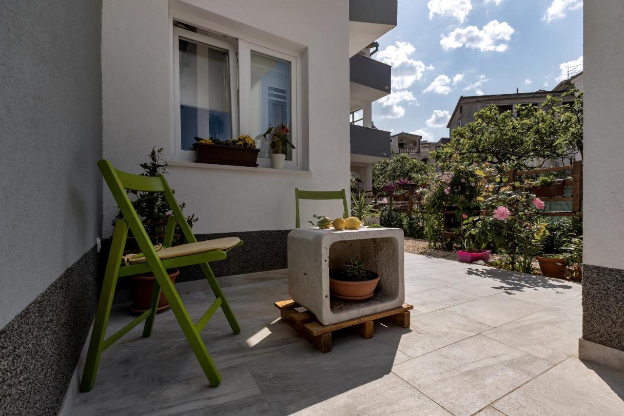 Апартаменты Kuca Za Odmor Lemon Tree Макарска Экстерьер фото